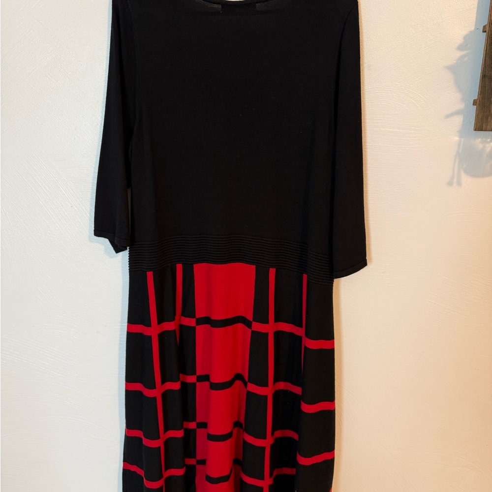 Danny & Nicole Black and Red Checkered Long Sleeve Dress